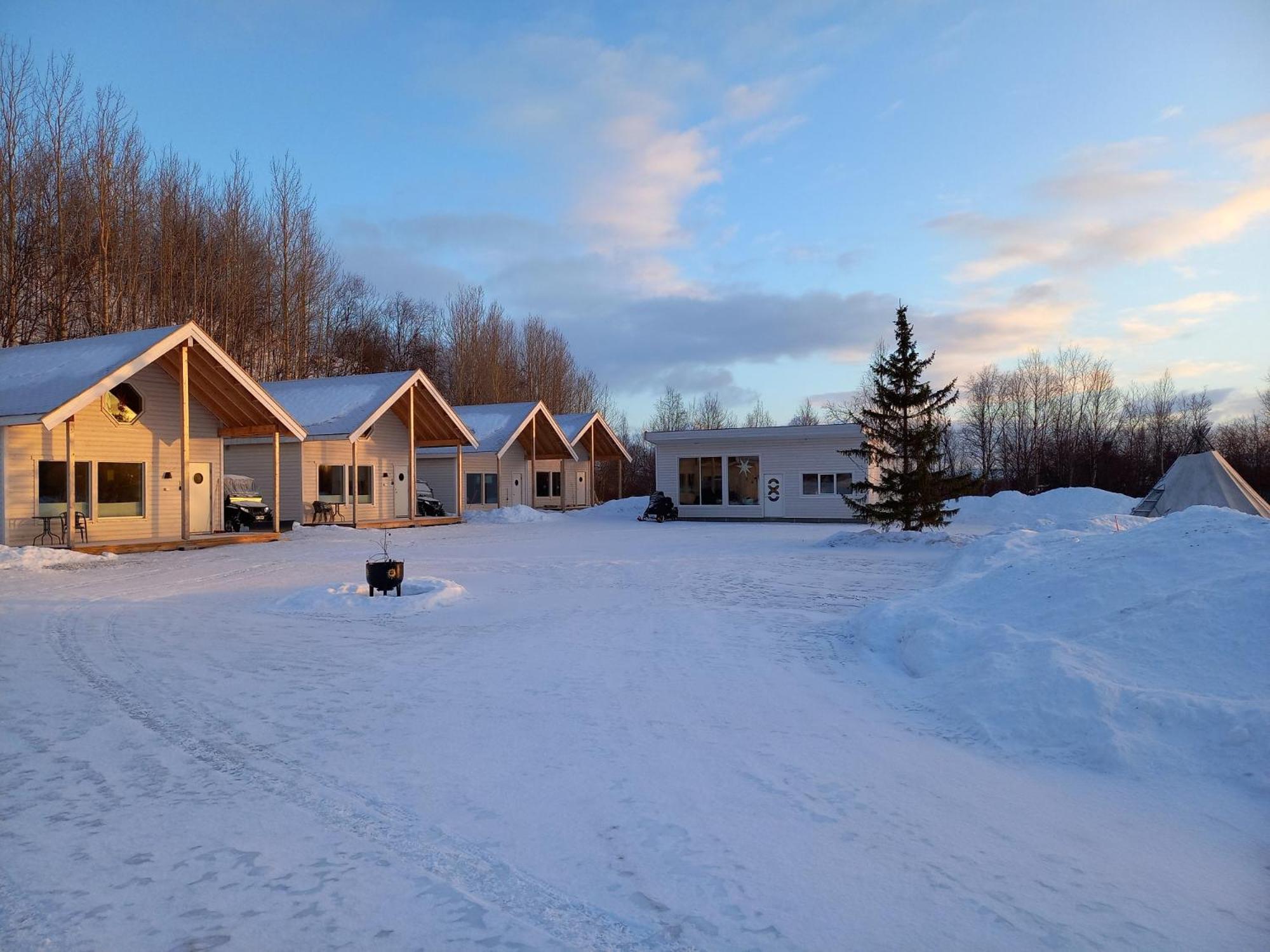 Atte Arstider Lodge Neiden Exteriör bild
